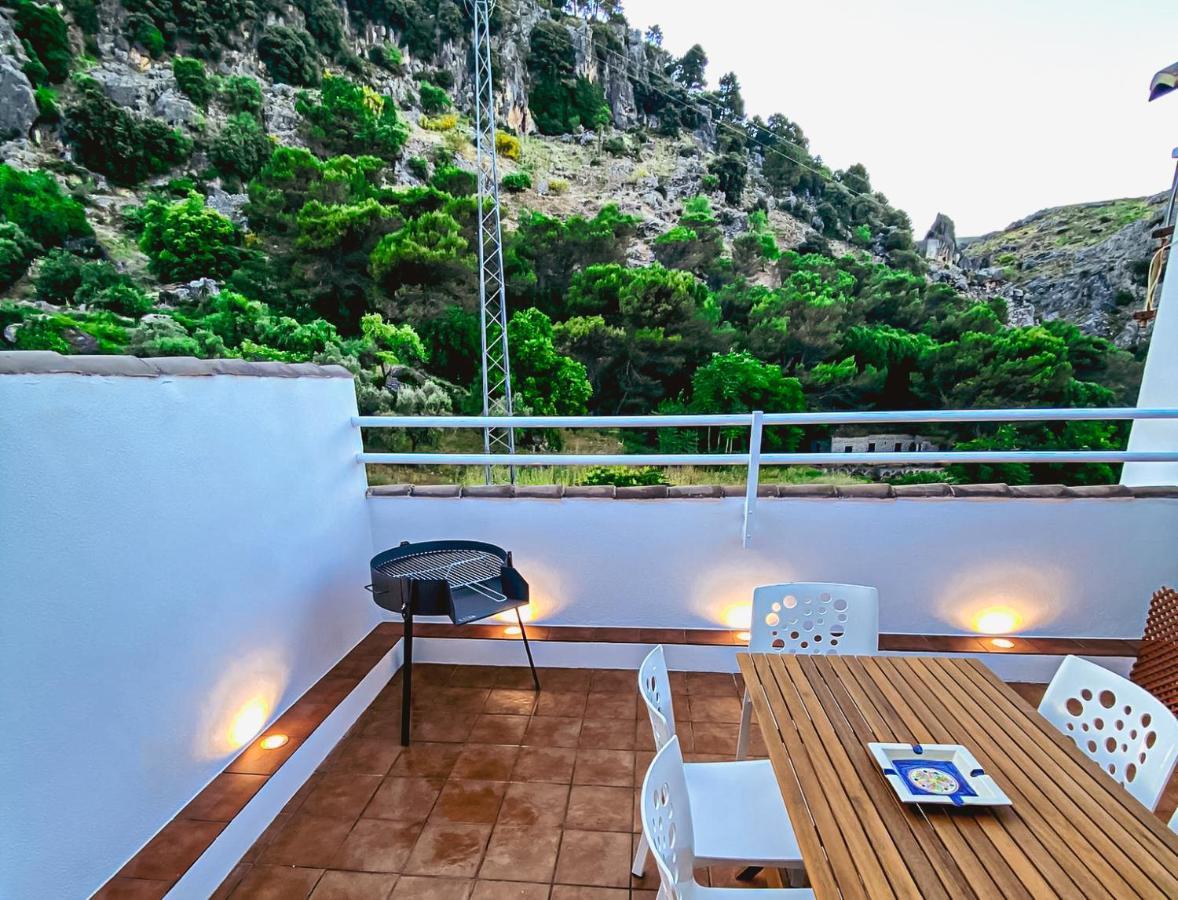 Grazalema - Casita La Calma - Increibles vistas, Climatización Frio-Calor, Wifi, Parking Vila Exterior foto